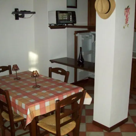 Casale Il Falco Apartment