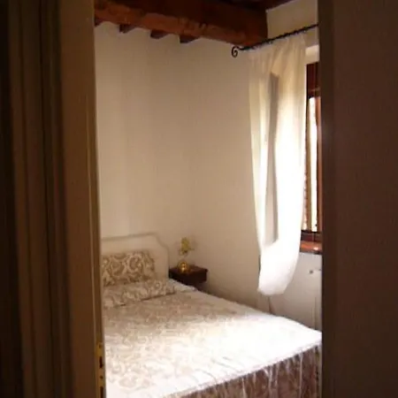 Apartment Casale Il Falco *